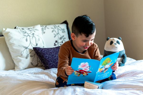 Quels livres pour enfant 2 ans stimuleront son éveil ?